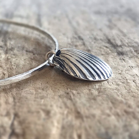 Silver Seashell Charm<br>Bangle Bracelet