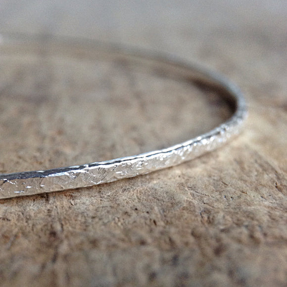 Sterling Silver Raw Silk Bangle - TesoroDelSol
