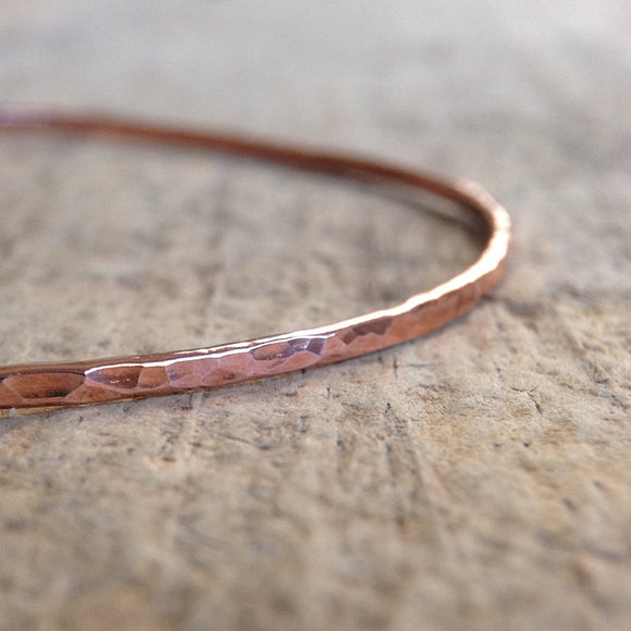 Rose Gold Hammered<br>Bangle Bracelet